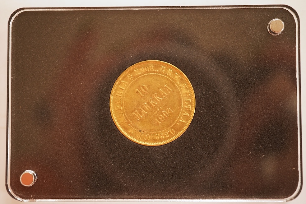 Gold coins, Finland, gold 10 Markkaa, 1904, good VF